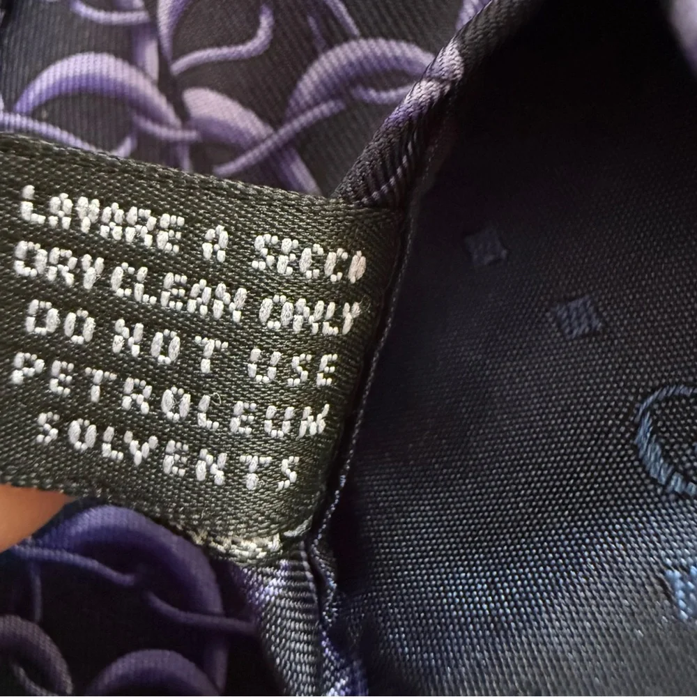 GUCCI Men’s Luxury 100% Silk Classic Tie Chain Print Purple & Navy Made In Italy